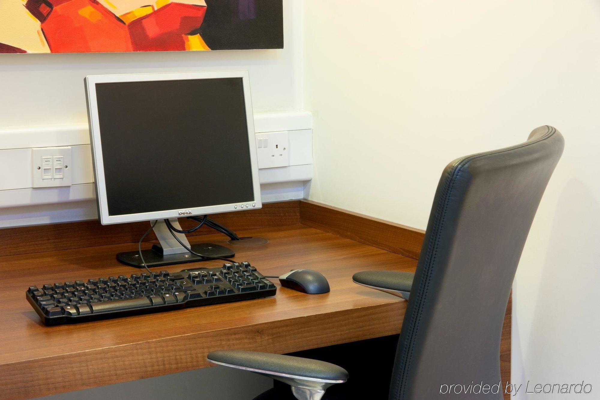 Holiday Inn Express Taunton East By Ihg מתקנים תמונה